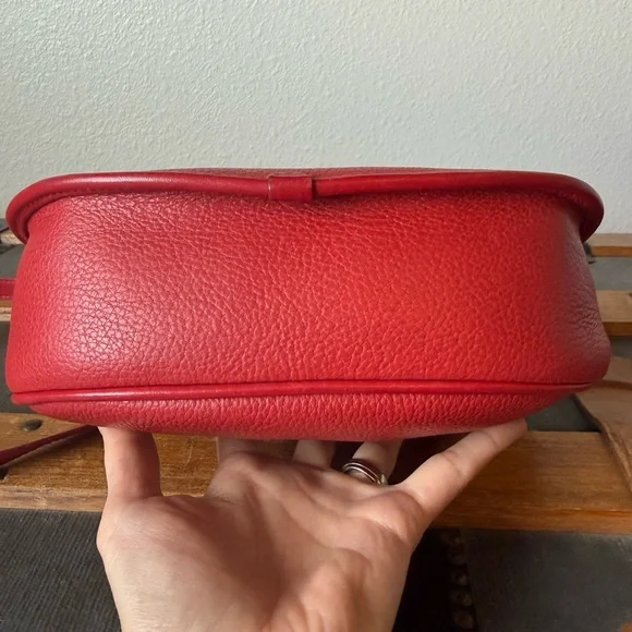 Vintage Gucci red crossbody - Picture 7 of 16